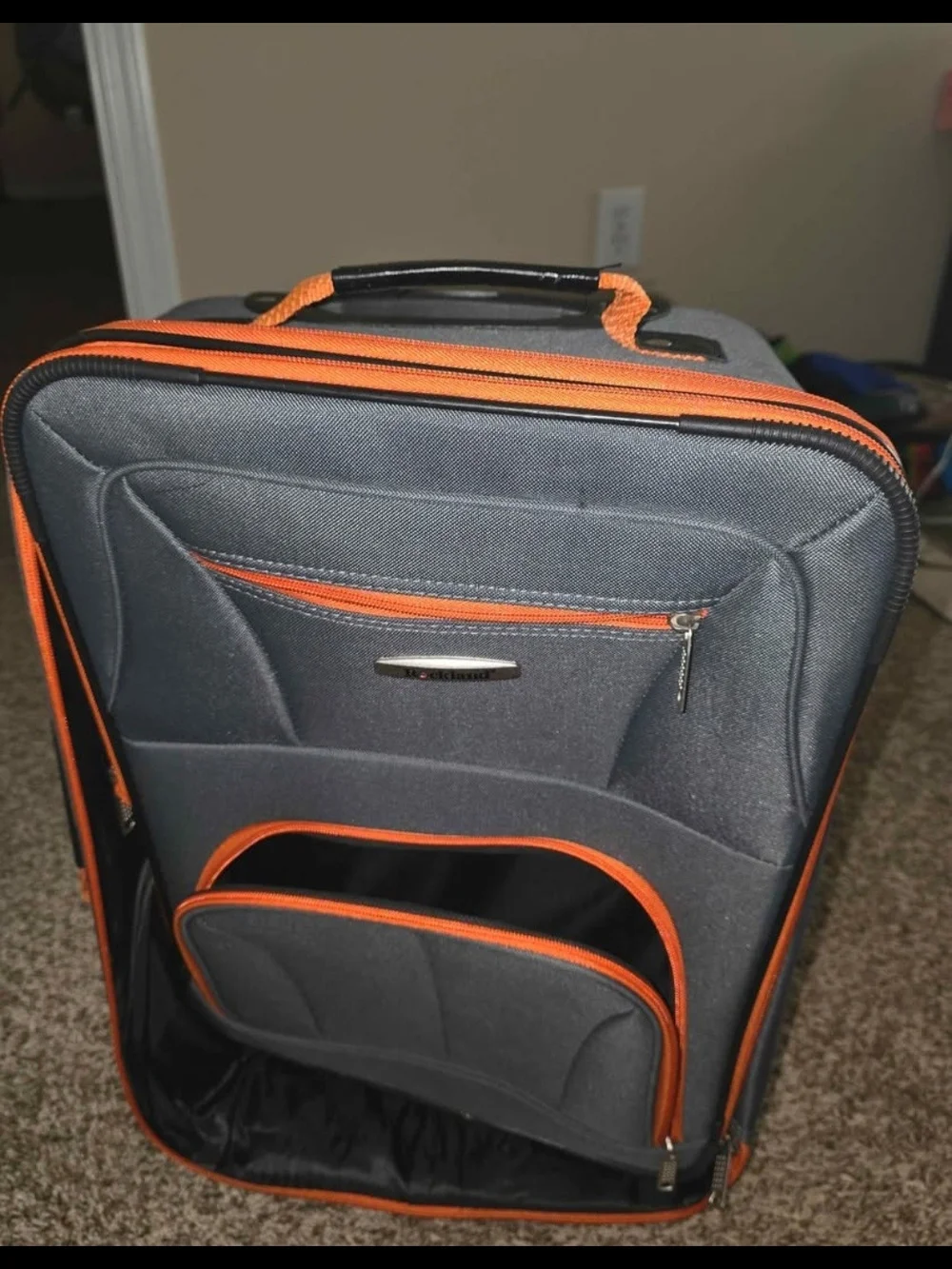 20 Inch & Carry-On Travel Luggage Set